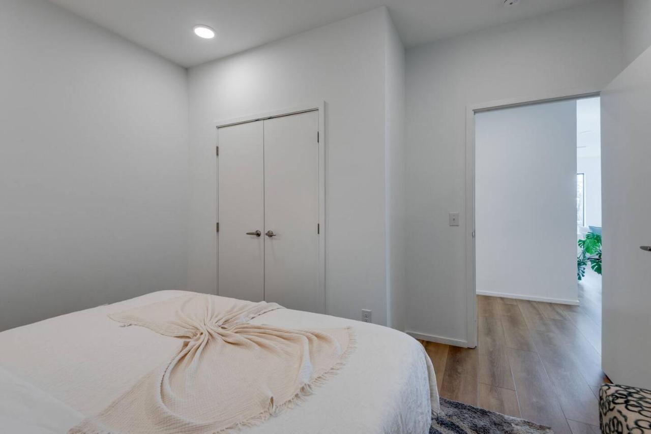 Boutique Condo on Nashville Riverfront- Park Free - 3