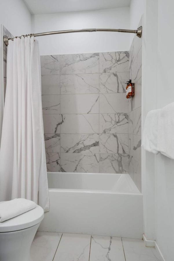 Boutique Condo on Nashville Riverfront- Park Free - 4