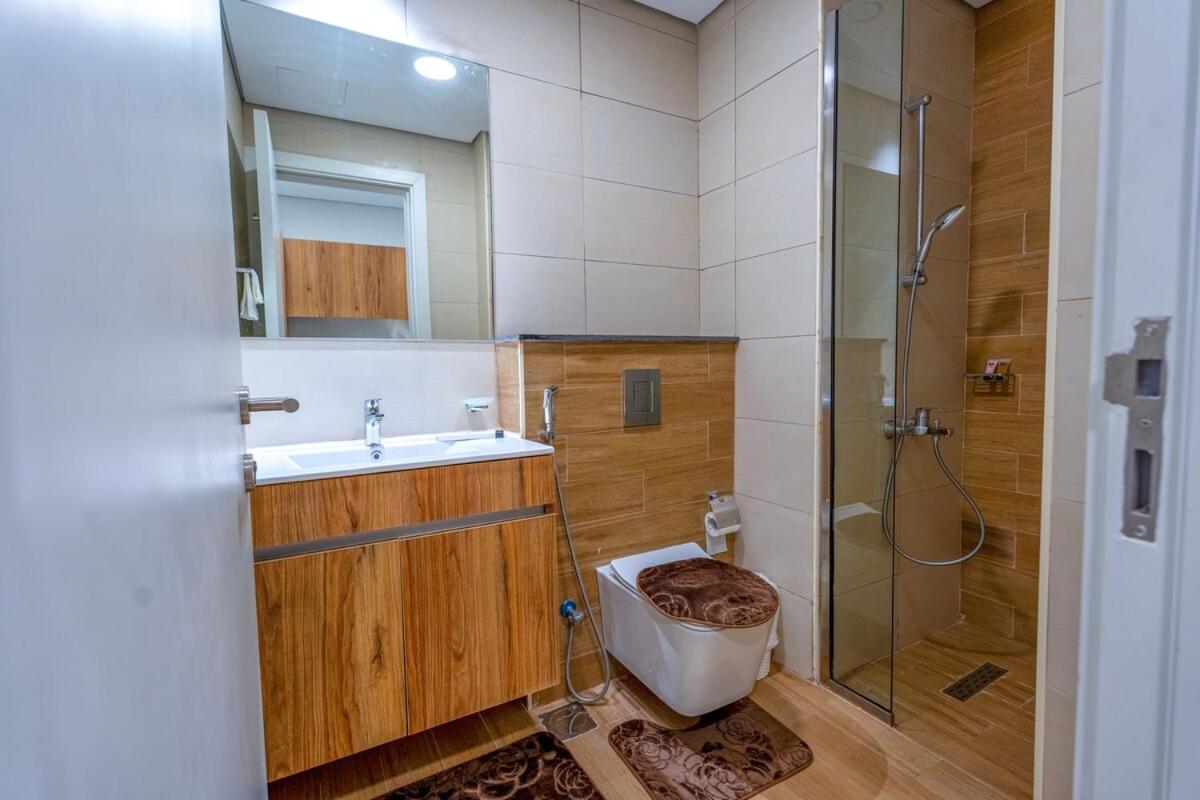 Vista Studio Walk to Galleria & Downtown - 2