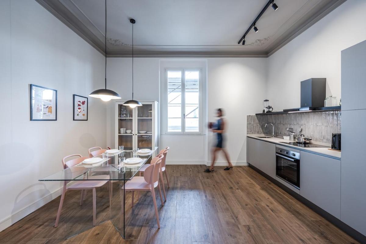 Luxury by the Sea - Central Design Apartment with AC - 4