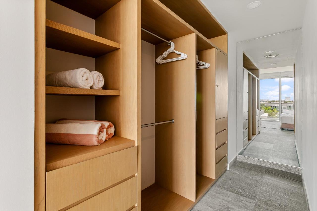 Classic 2BR Condo pool near beach - 4