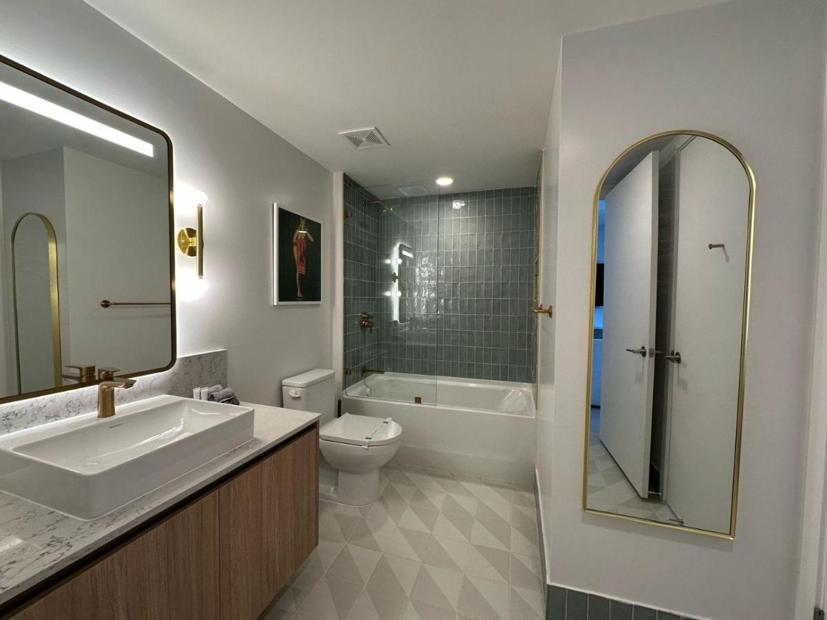 Downtown Miami view - 38th floor gem - 5