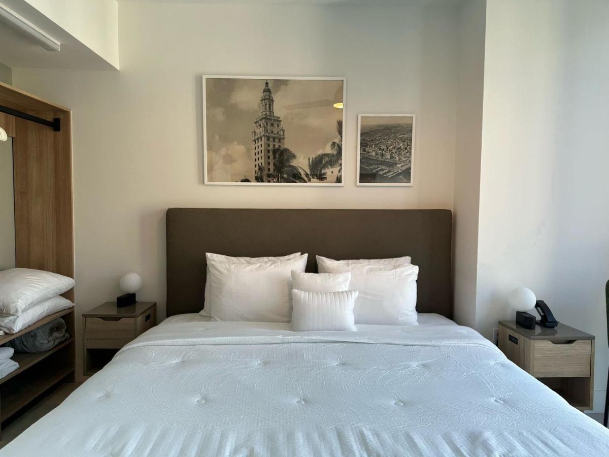 Downtown Miami view - 38th floor gem - 2