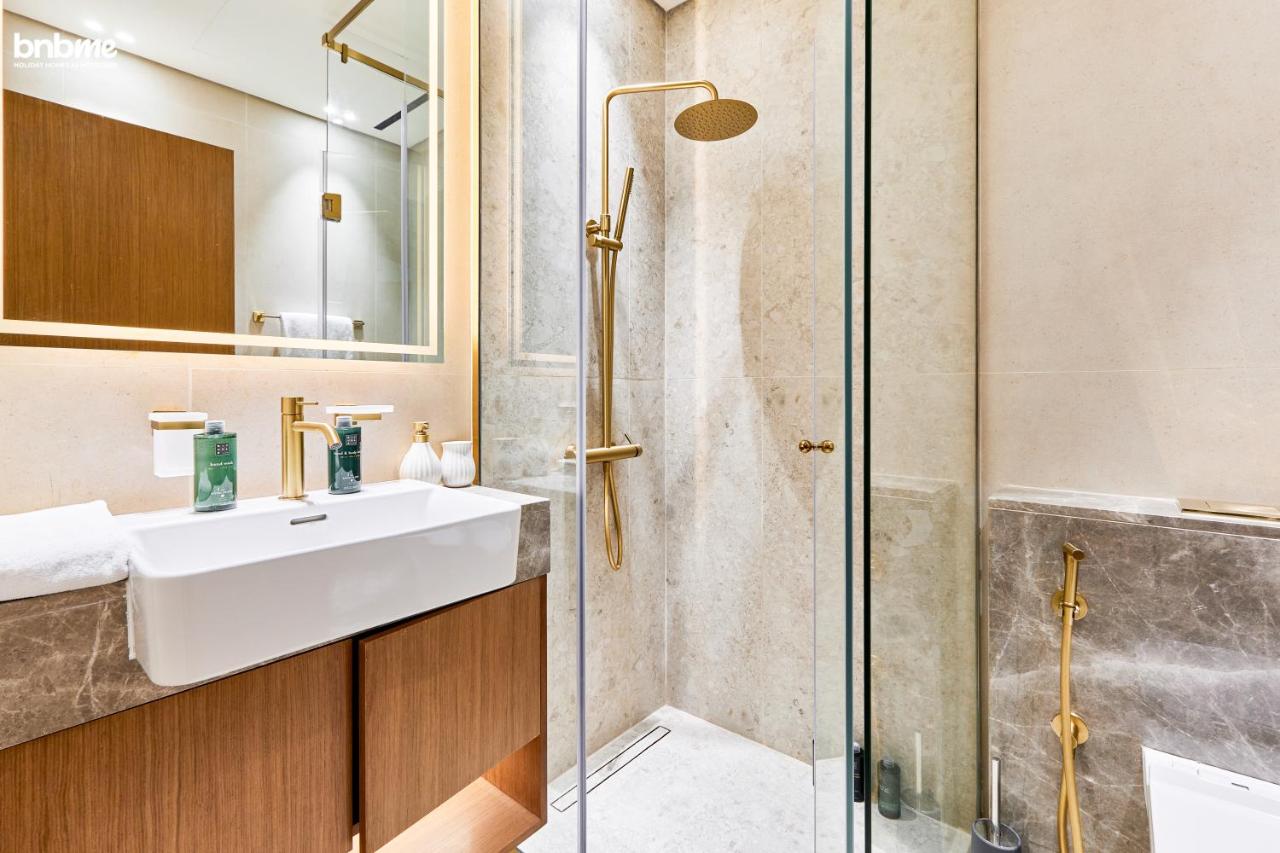 bnbmehomes - Trillionaire Residences By Binghatti - 3