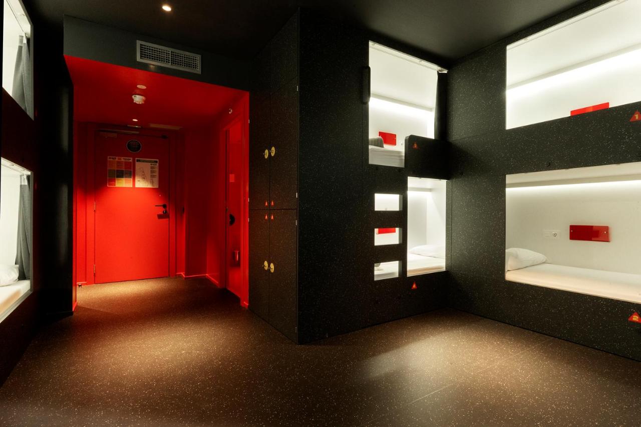 AMISTAT City Hostel Barcelona - 5