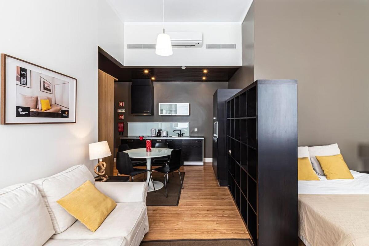 Well-Located Studio with Smart Space - 4