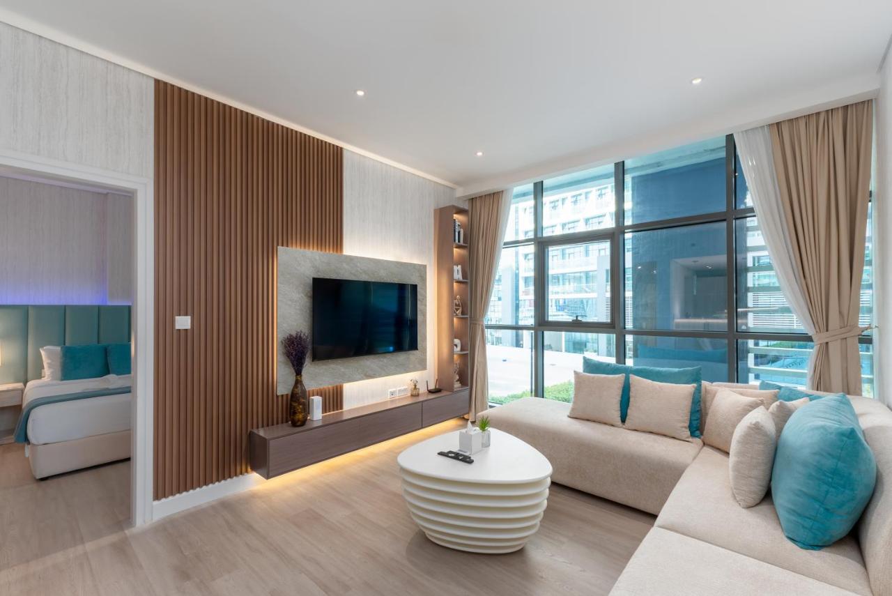 Seven Palm, Palm Jumeirah - Mint Stay