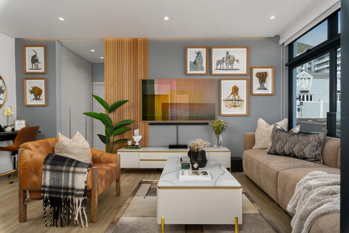 Luxurious apt with amazing views