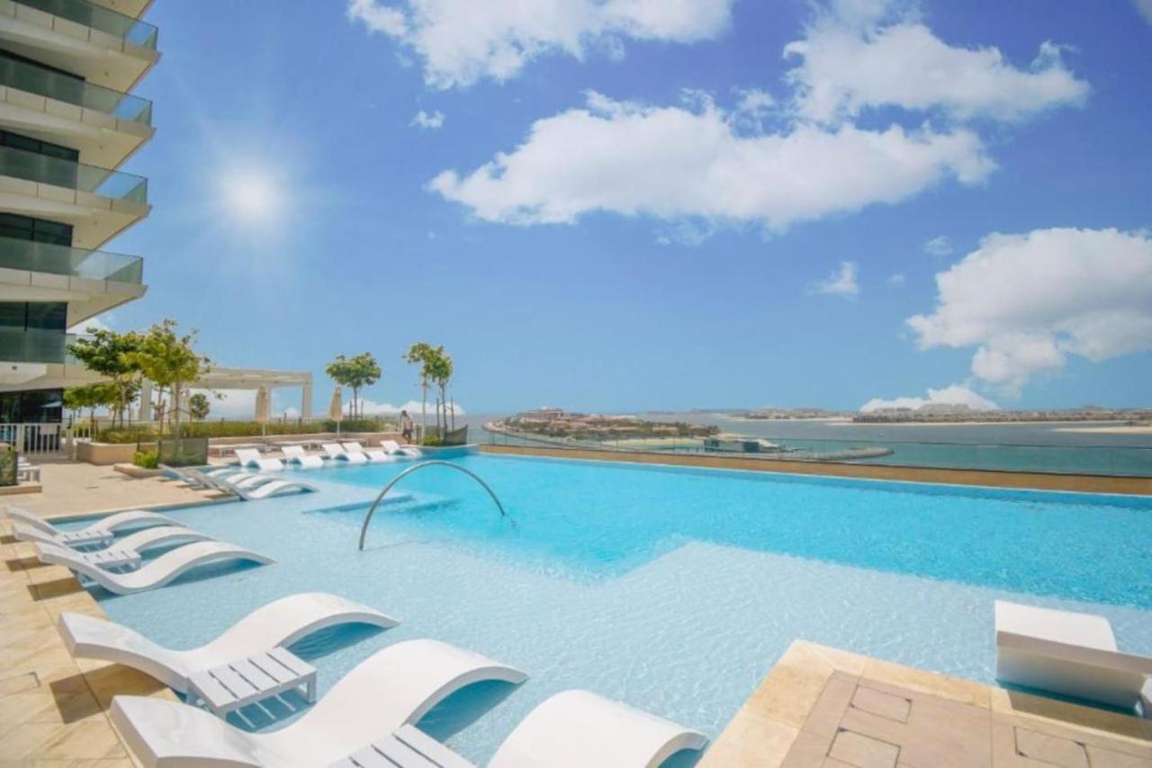 Vacationer Holiday Homes I Calm 1 Bed l City Views l Infinity Pool Access