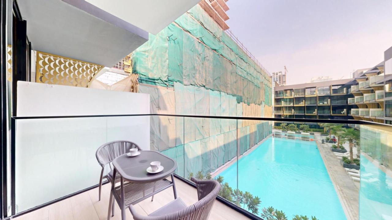 Vacationer Holiday Homes I Stylish 2 Bed l Balcony with Pool Views l JVC - 4