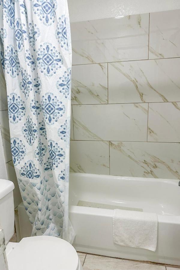 Travelair Motel — photo 10