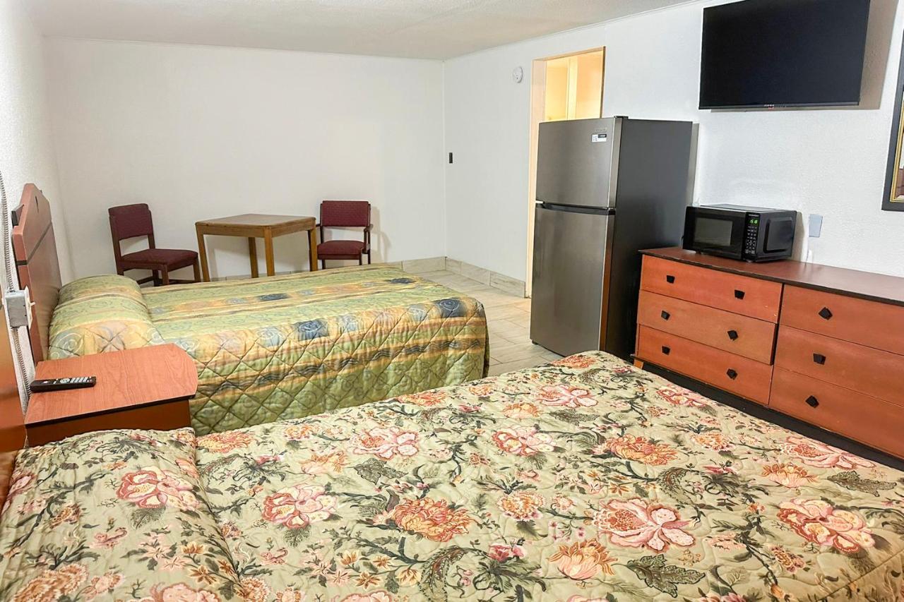 Travelair Motel — photo 17