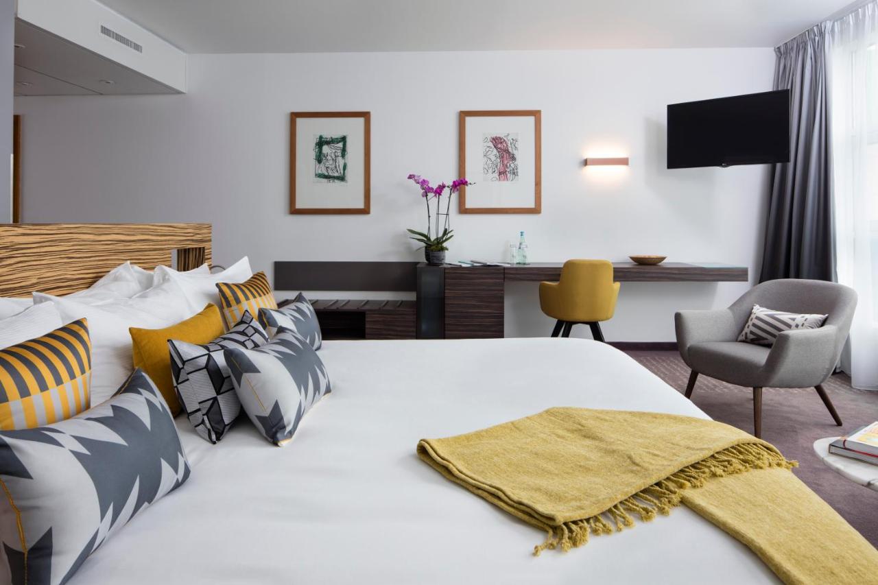 art'otel berlin mitte, Powered by Radisson Hotels photo