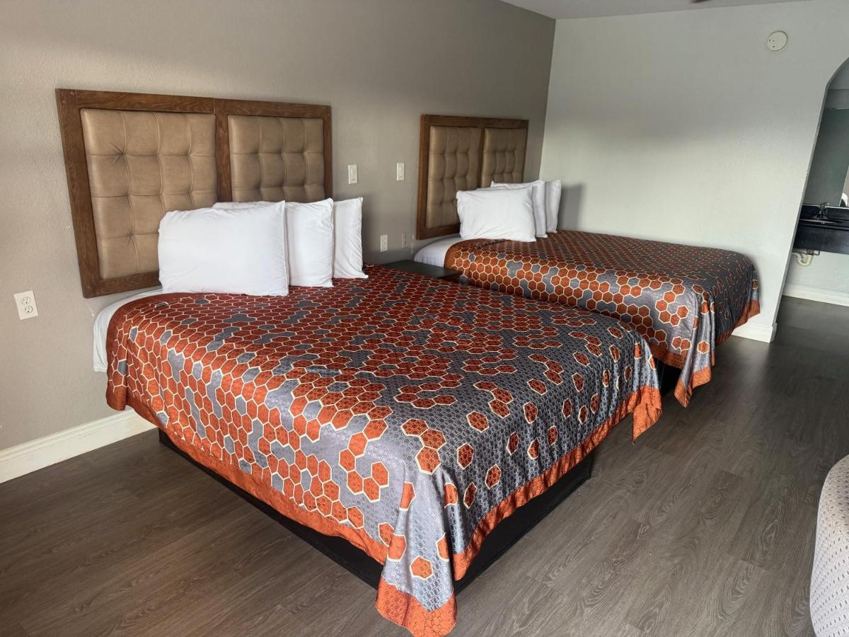 Western Inn — photo 15