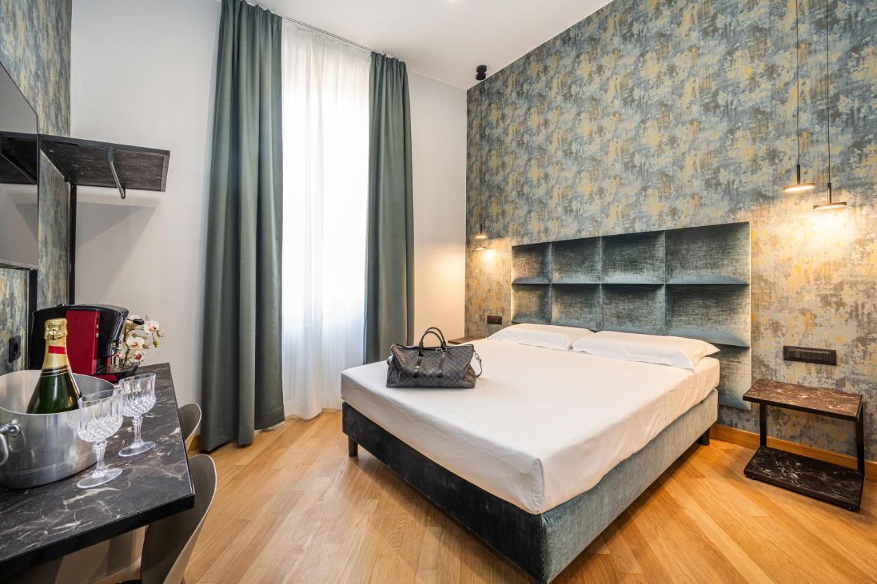 Gracchi Vatican View - 2