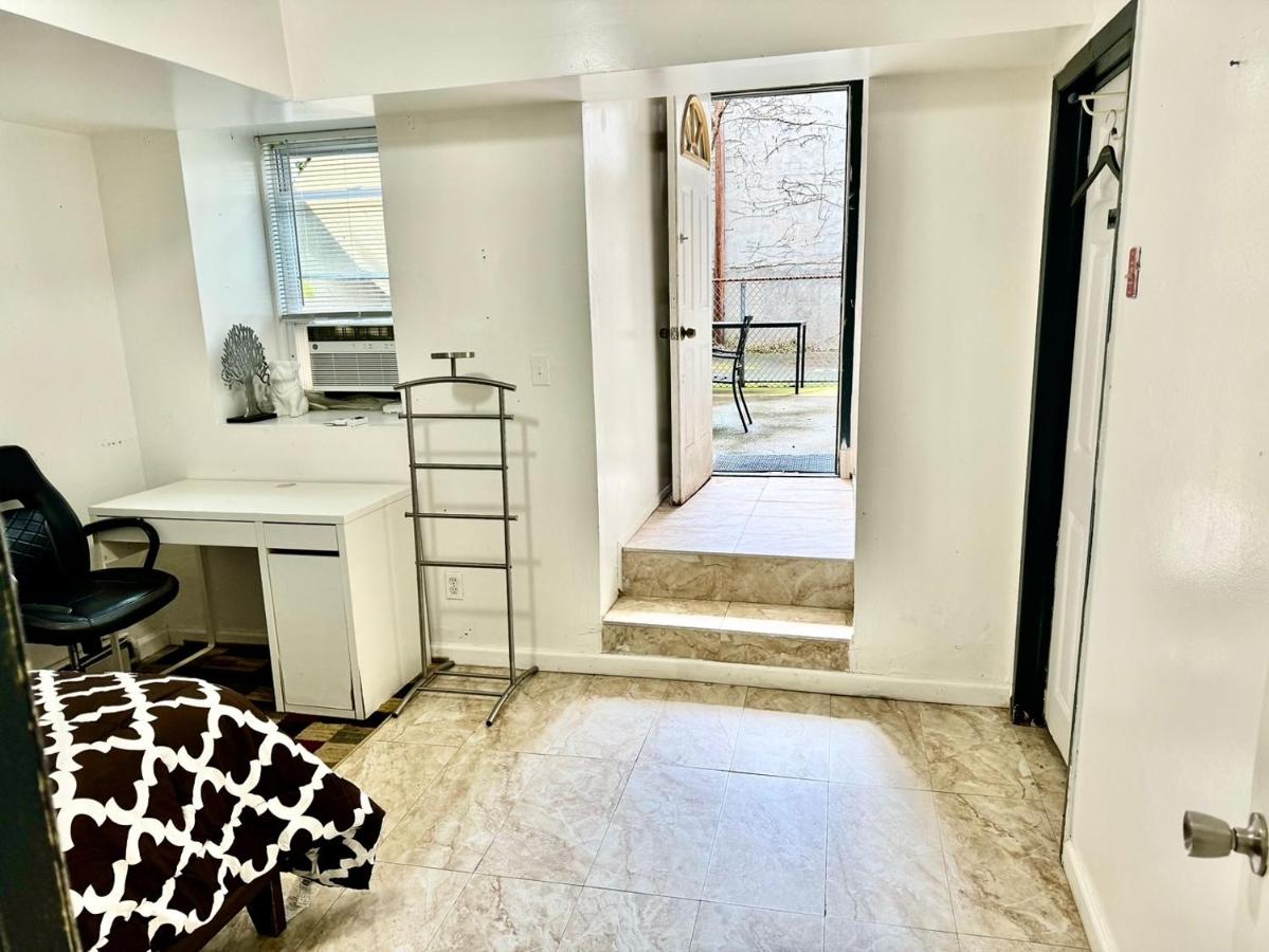 2 Bedroom Apt in LIC, Private WITH BACKYARD ! - 2