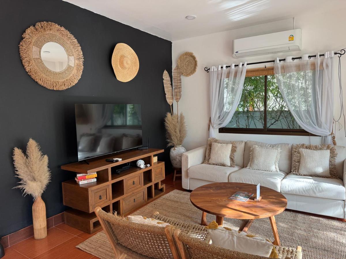 Beachfront pool villa - 2