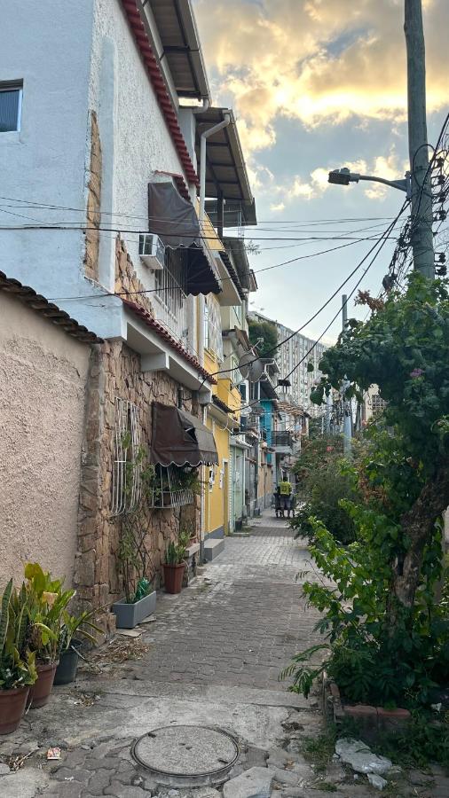 Quarto de vila na Urca - 2