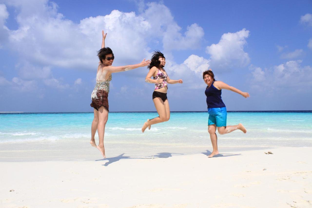 Beach: Salt Beach Hotel