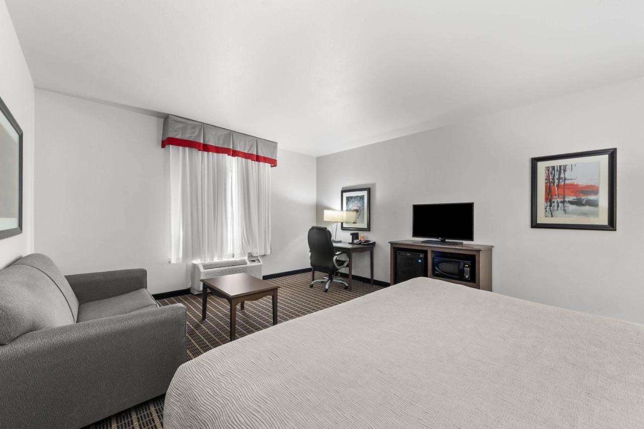 Casa Komfort Inn and Suites — photo 20