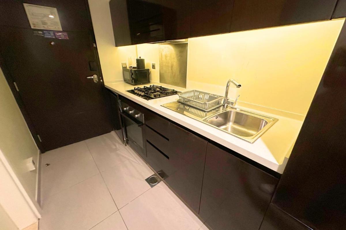 Stunning Burj Views Studio Mins to Dubai Mall 603 - 5