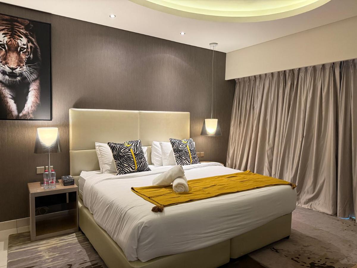 Royal Montania by DAMAC Paramount , Burj Khalifa View - 2