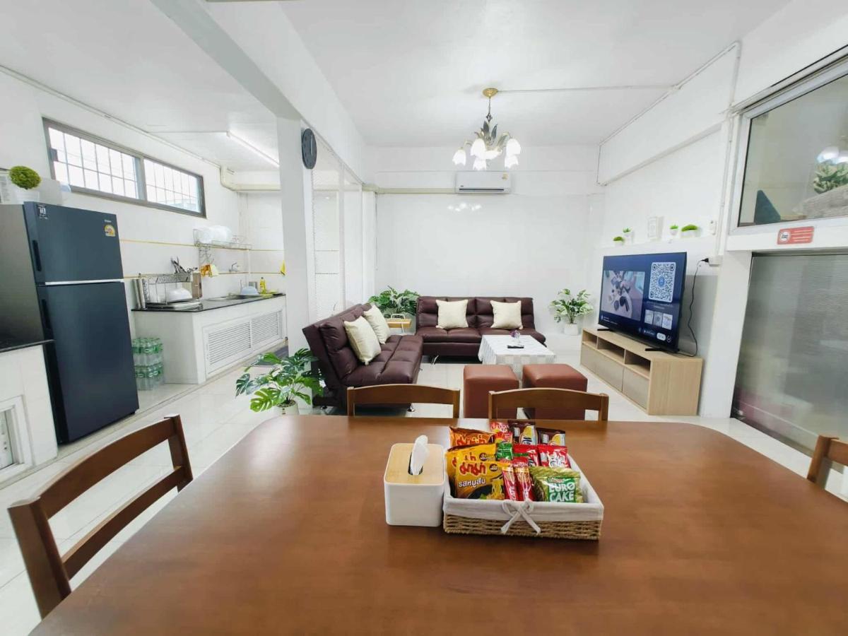 Cozy Living Sukhumvit38 with 3 comfortable bedrooms - 5