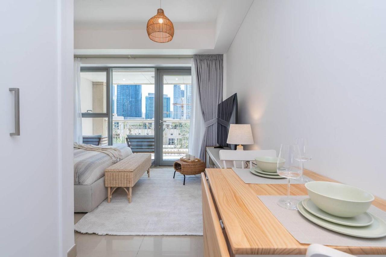 RBA Holidays - Luxury Studio near Burj Khalifa - Downtown Dubai - 4