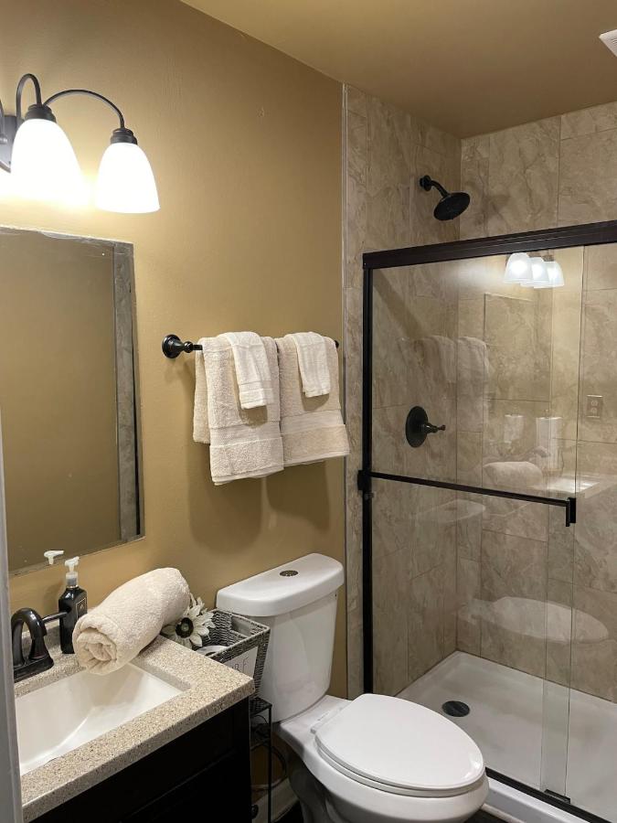 Nice & Cozy Central Location 10 minutes from Downtown Nashville - 3