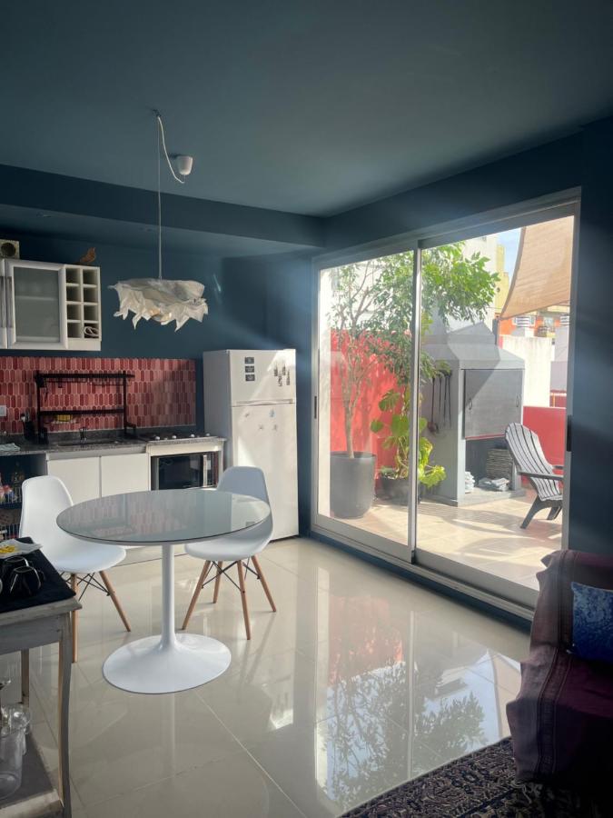 Depto con terraza propia y parrilla