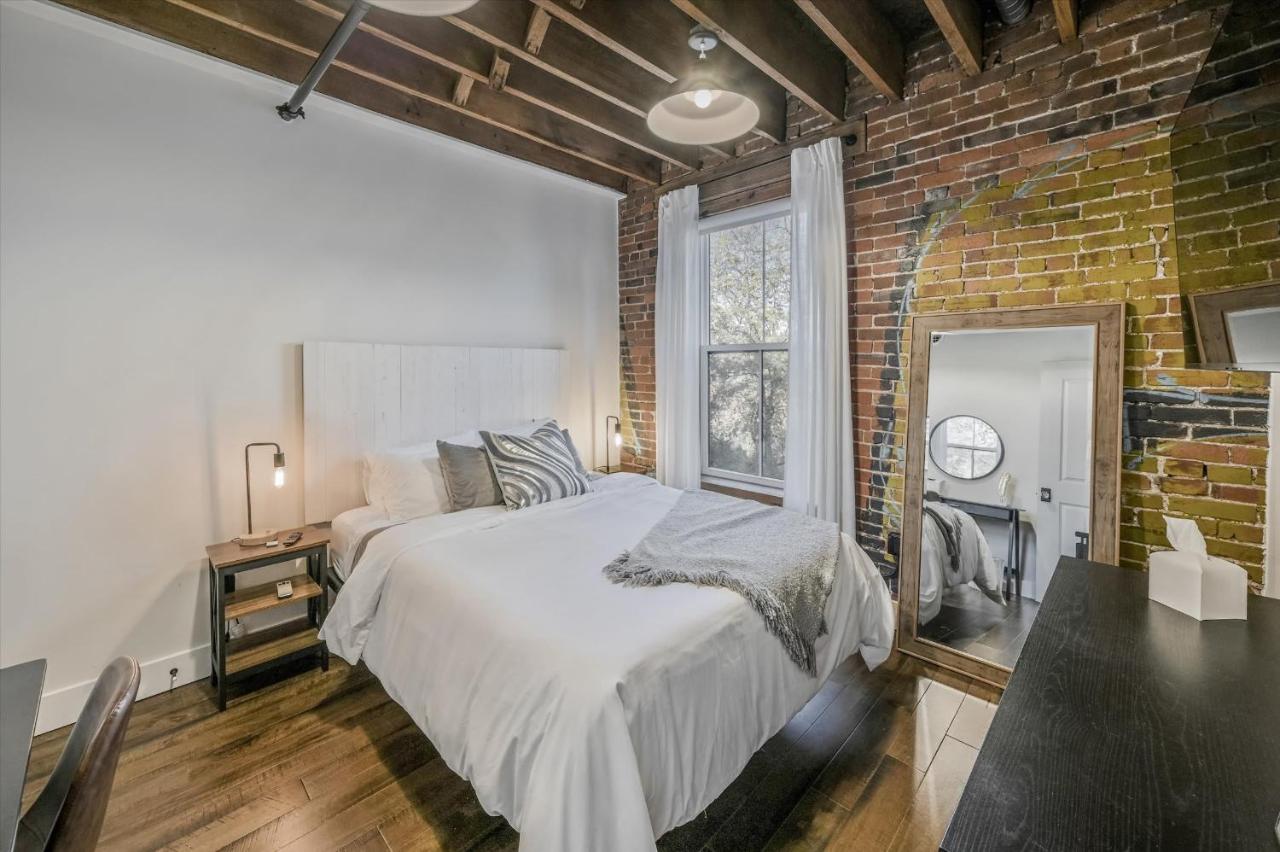 Luxe Loft with Speakeasy Parking and 2 Mi to Broadway - 3