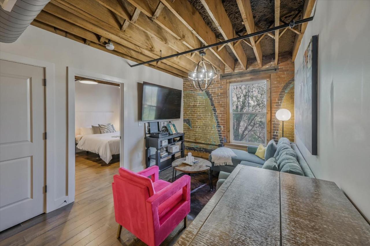 Luxe Loft with Speakeasy Parking and 2 Mi to Broadway