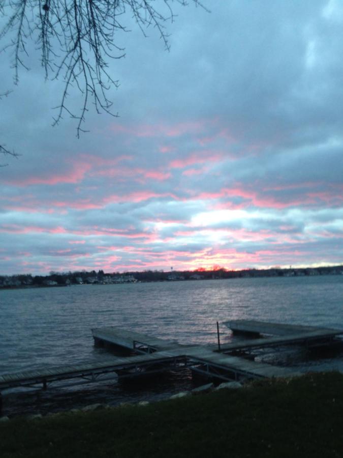 Snug Harbor Inn — photo 9