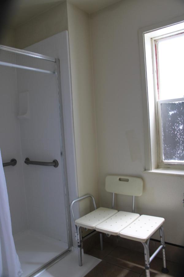 California Inn — photo 15