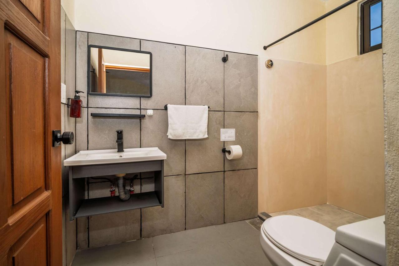 Compact Studio with Balcony Park View Casa Jurel - 3