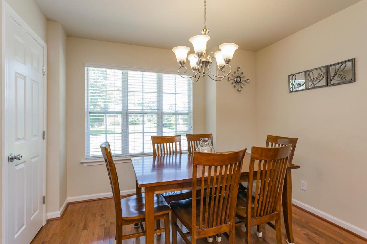 Huge Home For Groups Near Downtown - 4