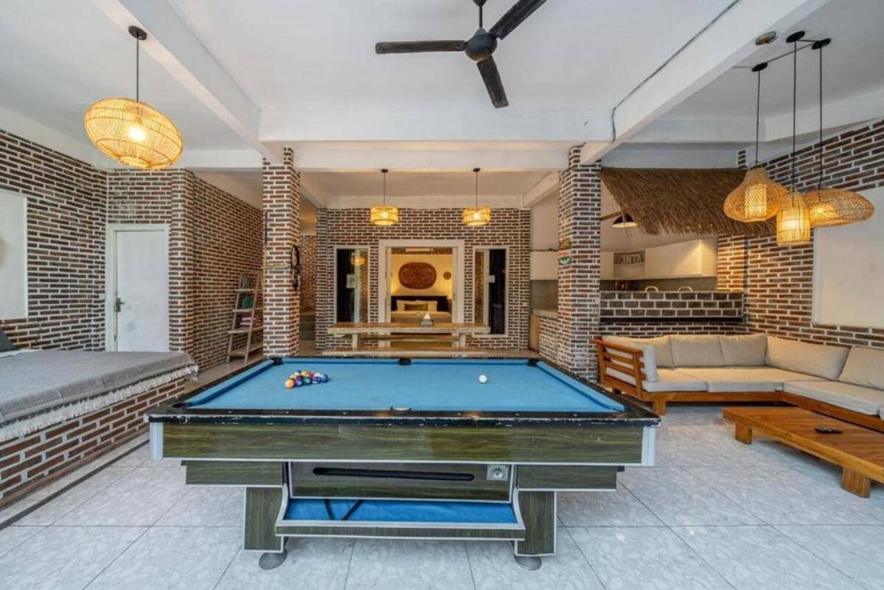 Luxury 3-Bedroom Pool Villa in Canggu Near Beach & Nightlife - 2