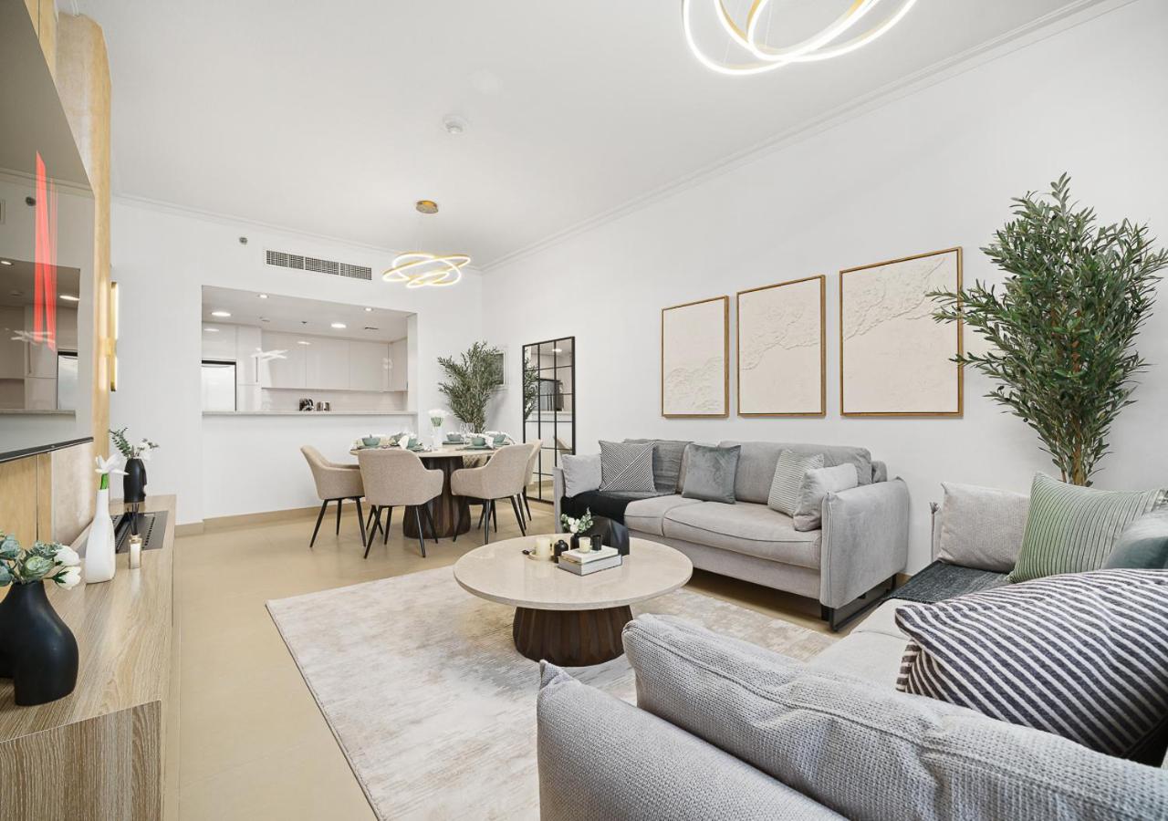 Royal Vista - Luxury 2BR Apartment with Burj Khalifa View at Burj Vista - Downtown - 5