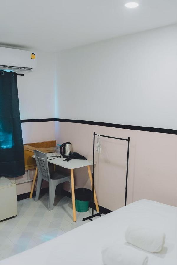 XX Mitr Inn Phuket Oldtown - 3