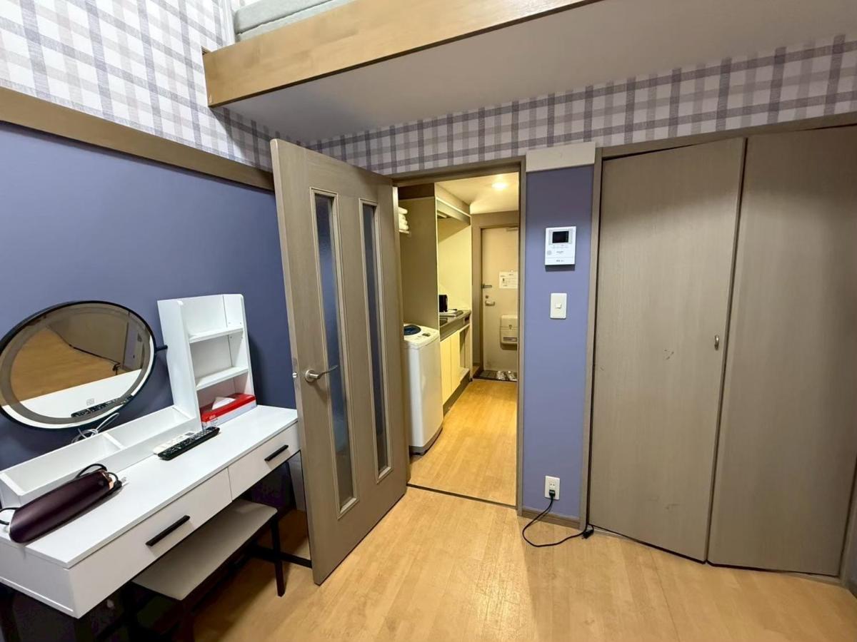 LARK OKUBO Free wifi - 3