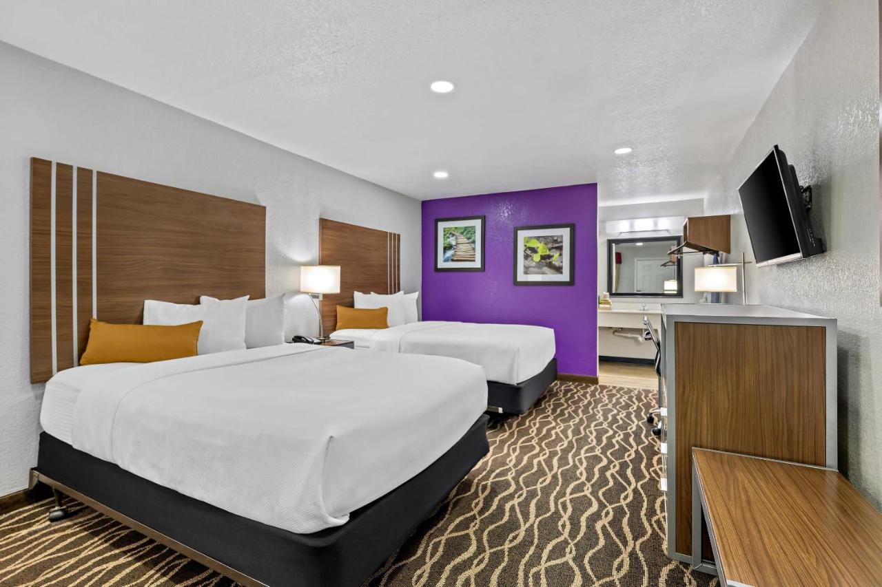 National Parks Inn Carlsbad NM — photo 10