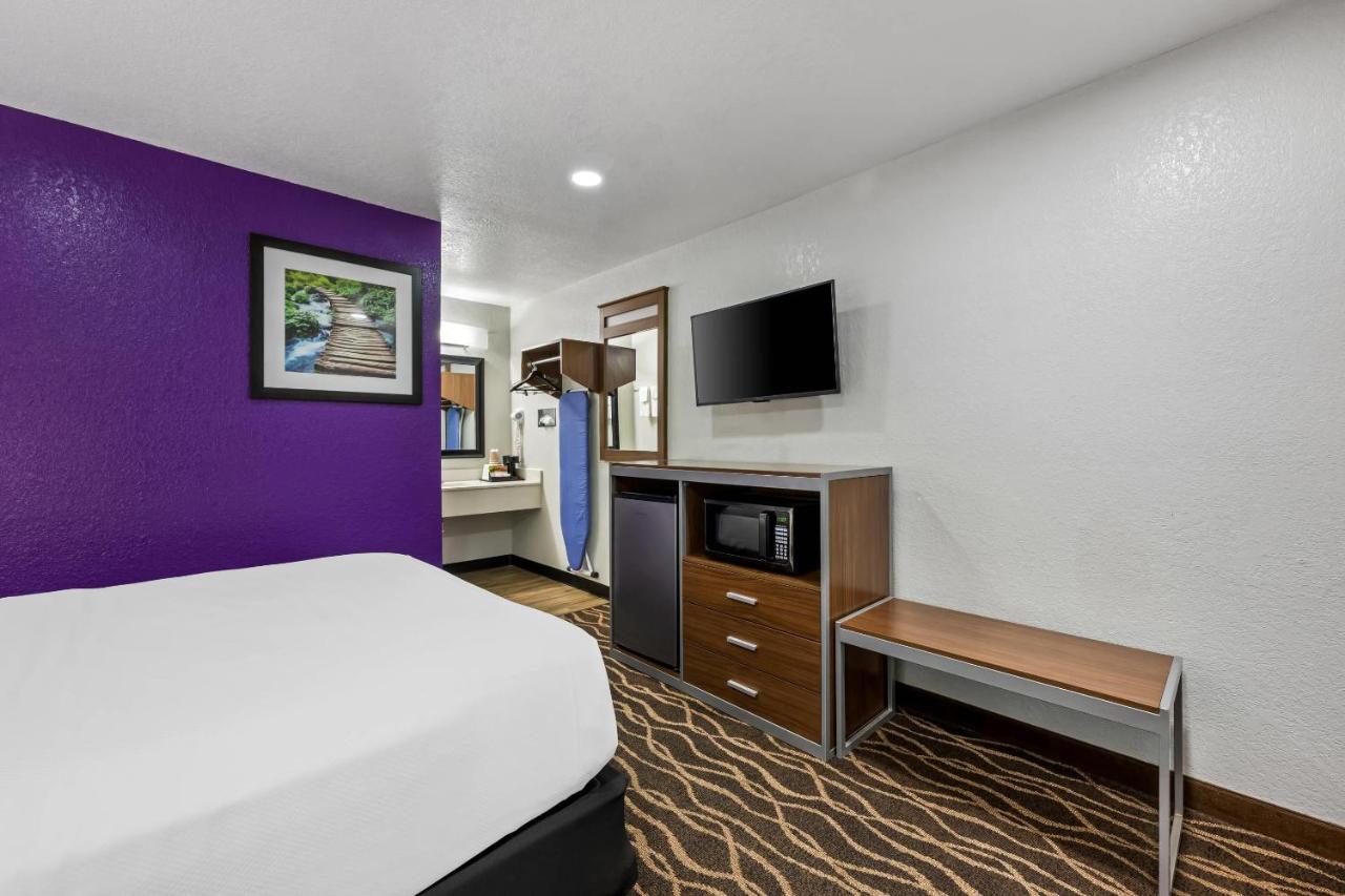 National Parks Inn Carlsbad NM — photo 14