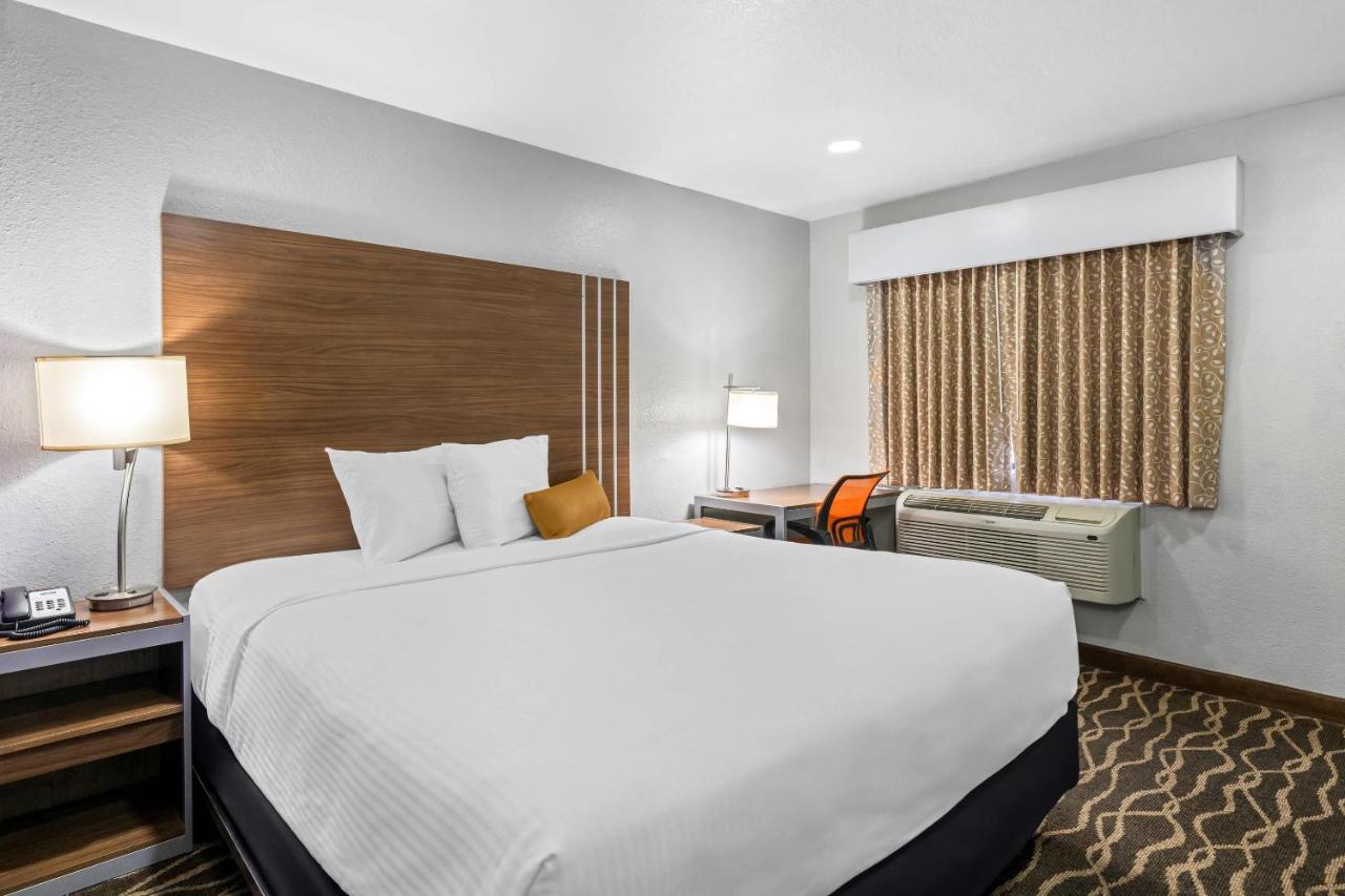 National Parks Inn Carlsbad NM — photo 17