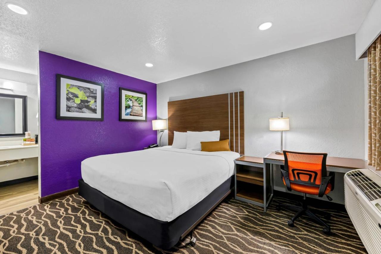 National Parks Inn Carlsbad NM — photo 18