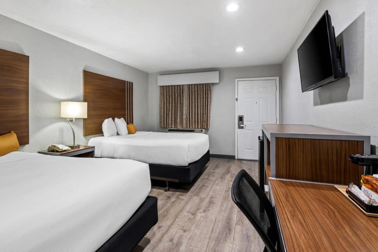 National Parks Inn Carlsbad NM — photo 20