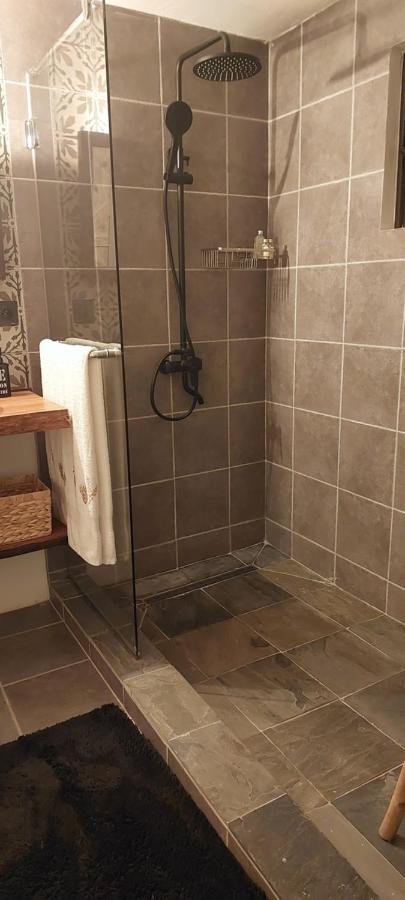 Tree Top View Lodge - 4