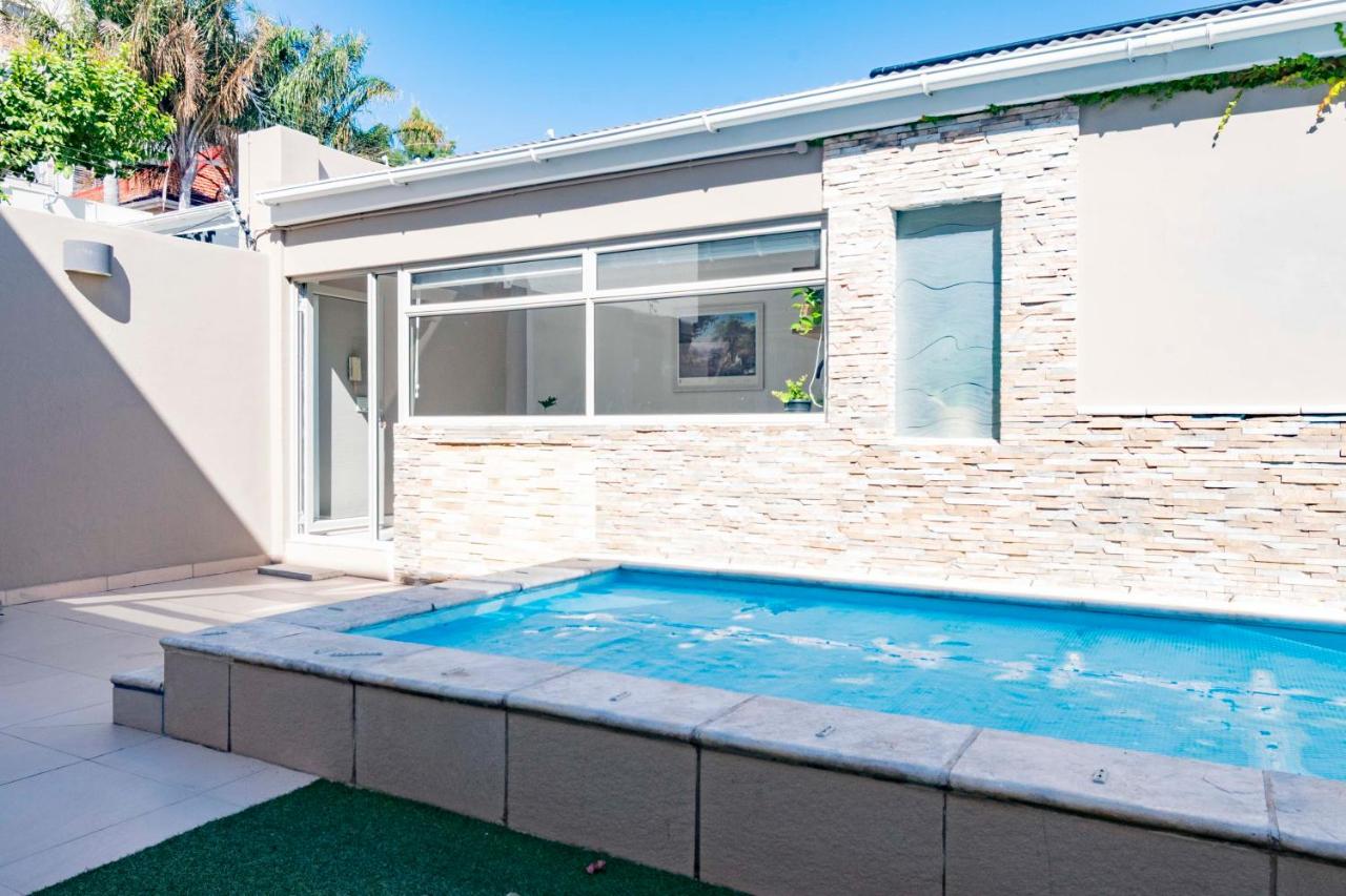 Fabulous Holiday House - 2