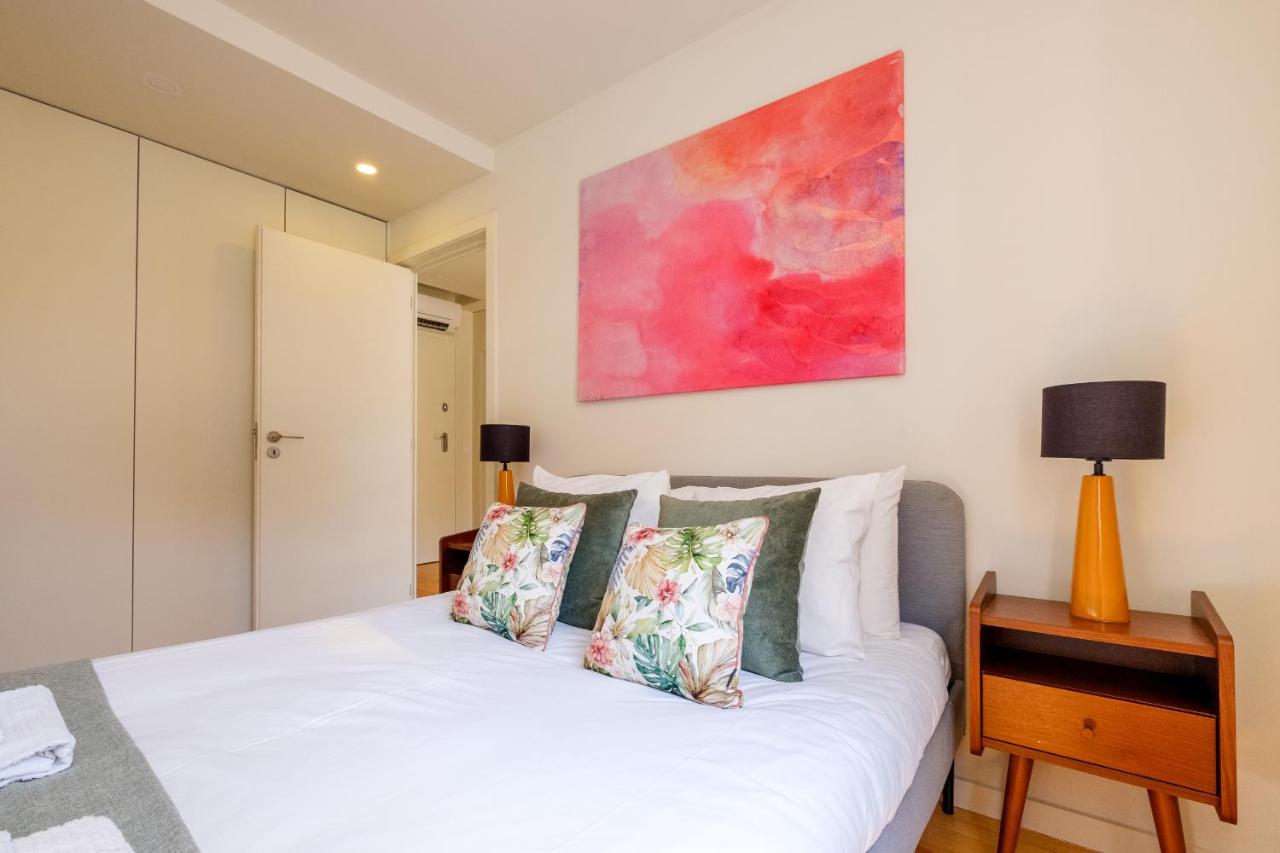 Magnolia 5 Luxury with AC Metro Downtown Porto - 2