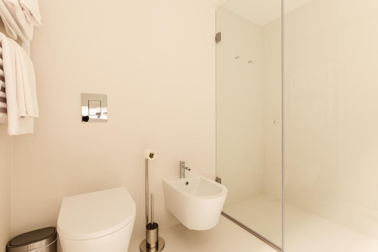 Chic 1-BR Flat in Award-Winning Building - 4