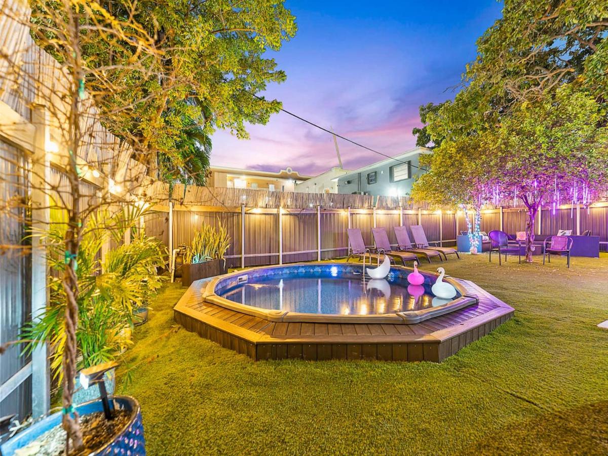 Villa Tranquillo Calle Ocho Pool & Hot Tub - 4